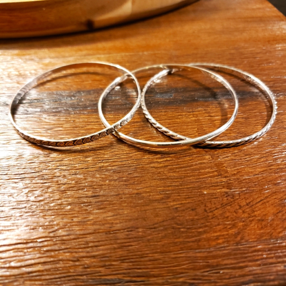 Set of 3 Vintage Sterling Silver Bangle Bracelets - Picture 5 of 9